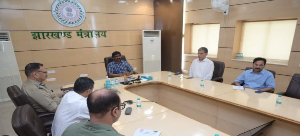 झारखंड में बढ़ते अपराध पर मुख्यमंत्री हेमंत सोरेन चिंतित, पुलिस अधिकारियों को क्राइम कंट्रोंल करने की दी नसीहत