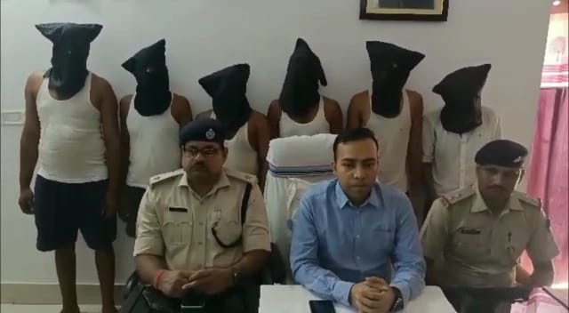 देवघर में 6 शातिर साइबर अपराधी गिरफ्तार,मास्टरमाइंड सुभाष दास तीसरी बार भेजा गया जेल
