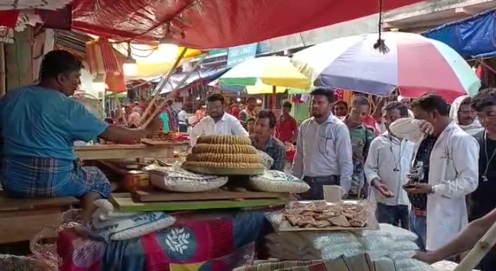 बासुकीनाथ में जारी है मिलावटी खोवा का कारोबार, श्रद्धालुओं के स्वास्थ्य के साथ हो रहा खिलवाड़