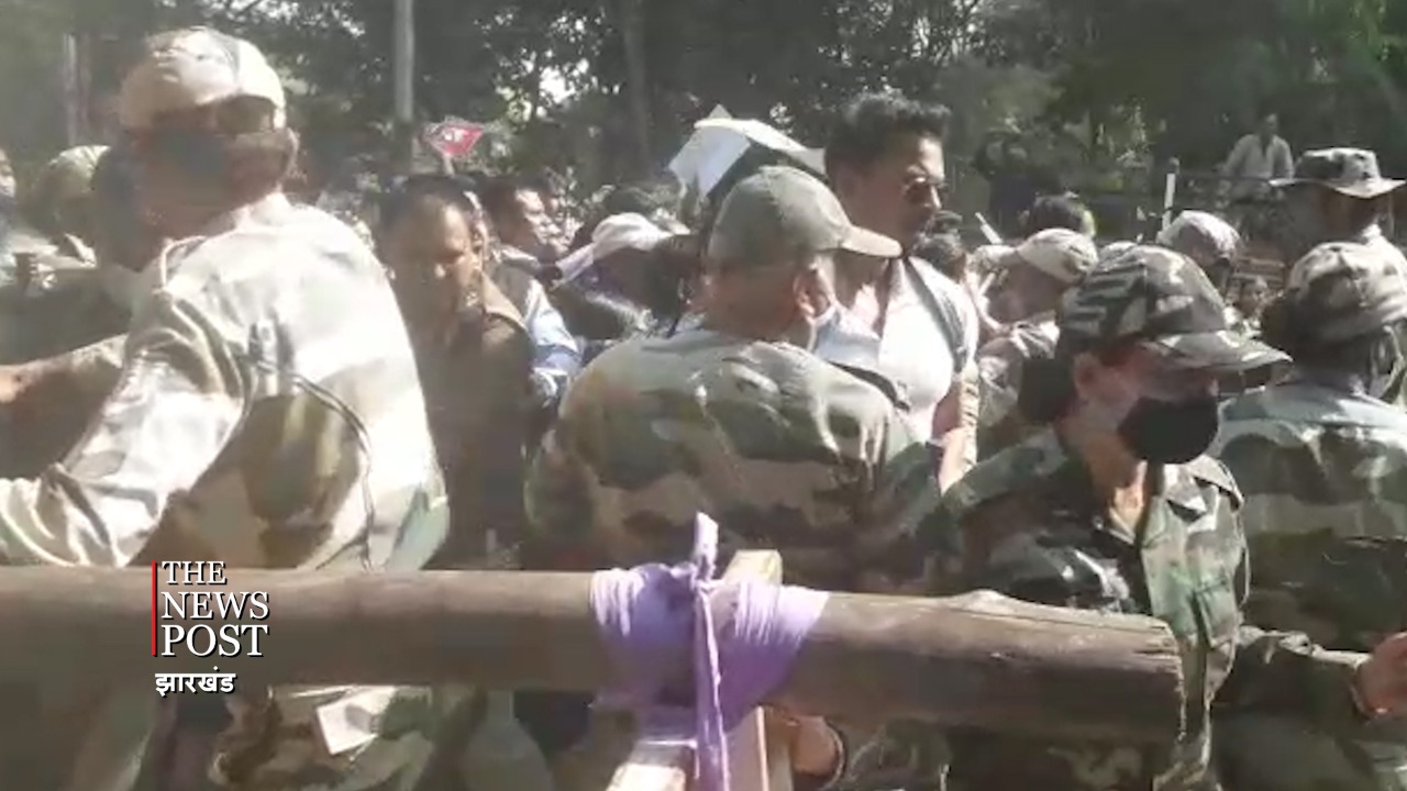 जेपीएससी अभ्यर्थियों का आन्दोलन हुआ उग्र, छात्रों पर लाठीचार्ज