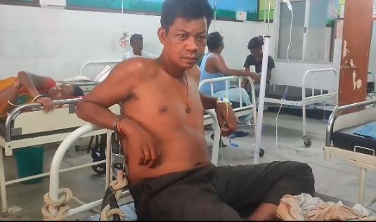 हे भगवान! अधेड़ ने अनजान लड़की की मांग में भरा सिंदूर, तो लोगों ने की धुनाई, जानें पूरा मामला   