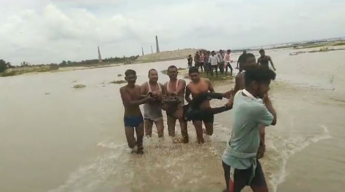 गंगा नदी में डूबने से दो बच्चों की मौत, परिजनों में मचा कोहराम