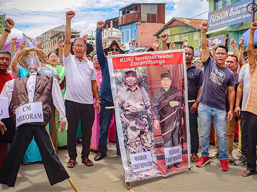 कुकियों के समर्थन में मिजोरम में भारी रैली, सीएम बीरेन सिंह ने लगाया आंतरिक मामलों में हस्तक्षेप का आरोप