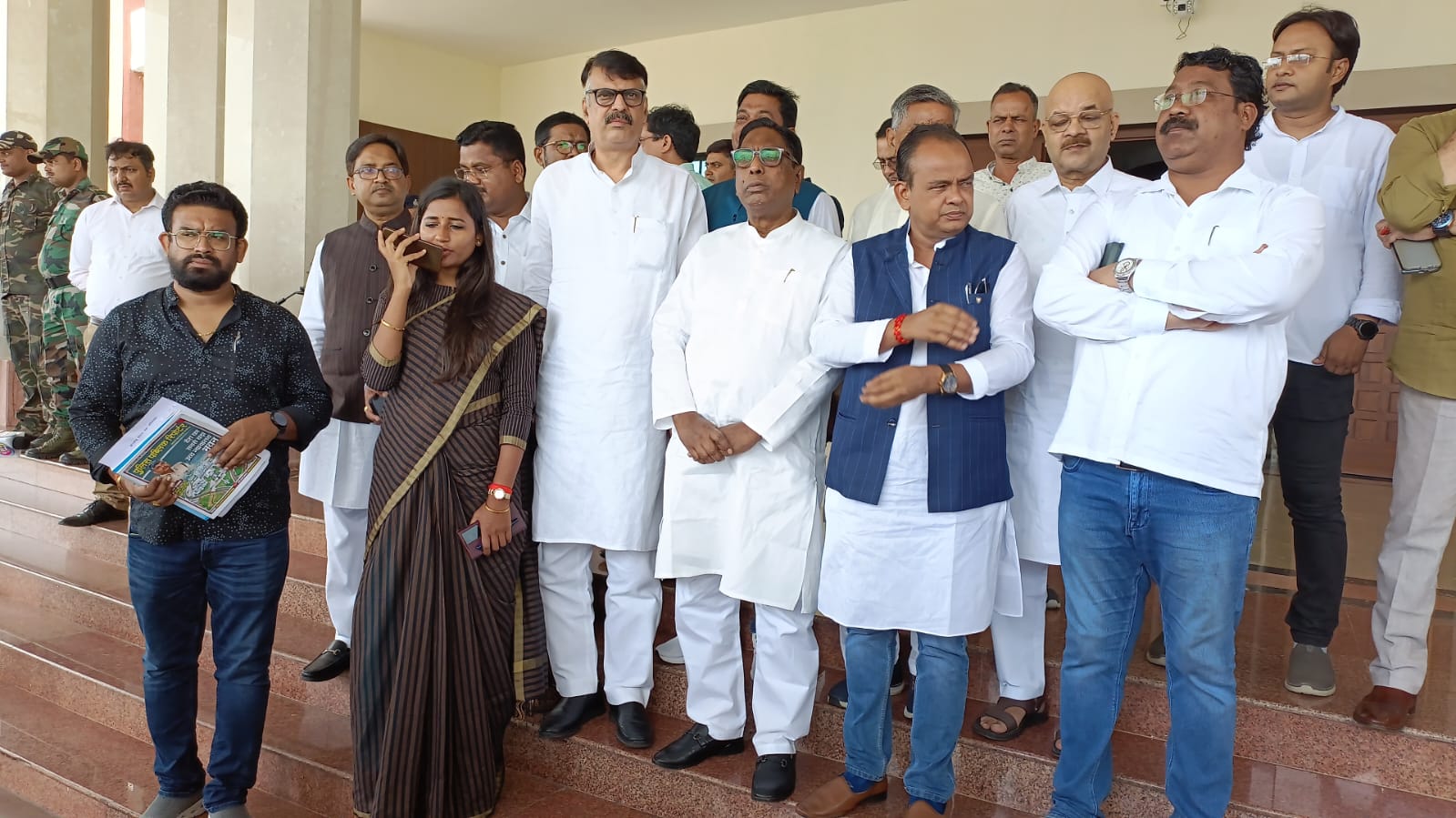 झारखंड कांग्रेस के तीनों विधायकों का निलंबन वापस, कैश कांड मामले में हुई थी कार्रवाई 