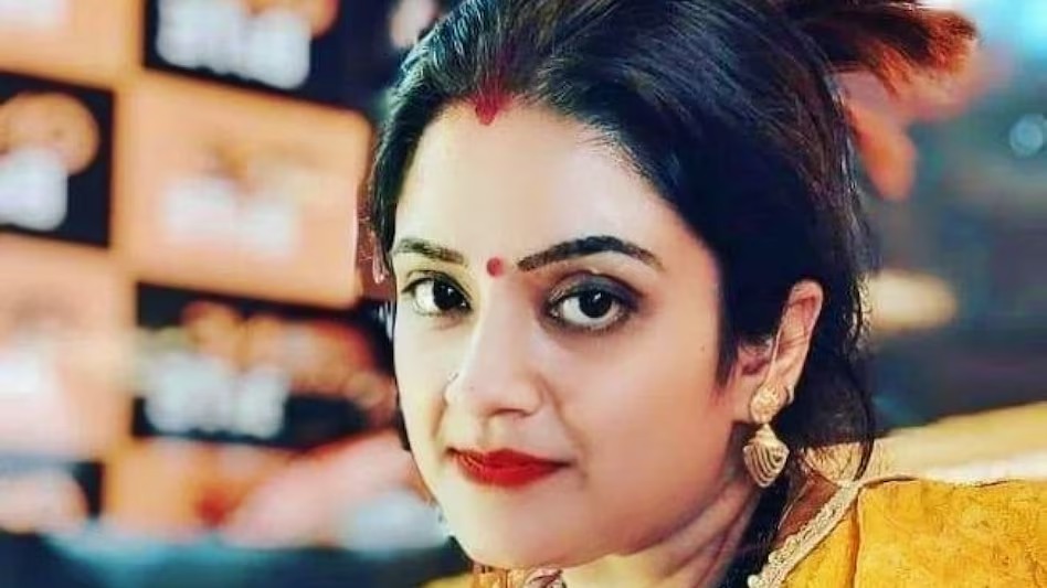 चर्चे में बिहार की राखी गुप्ता, जानिए क्यों चली गई छपरा मेयर की कुर्सी