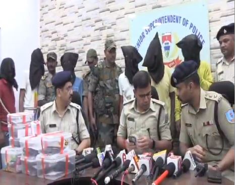 पुलिस और अपराधियों के बीच हुई थी मुठभेड़ , इसका हुआ खुलासा, हथियार के साथ 7 अपराधी गिरफ्तार