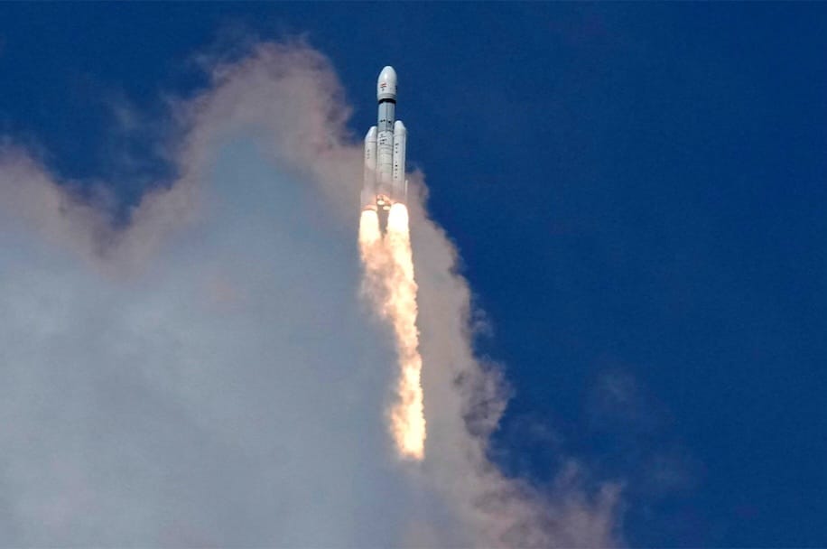 सफलता दर सफलता : chandrayaan-3 चांद के करीब पहुंच रहा है,जानें ISRO का लैटस्ट अपडेट 