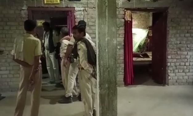 बिहार के कटिहार में ट्रिपल मर्डर से सनसनी, एक महिला सहित दो बच्चों की गाला रेत कर हत्या