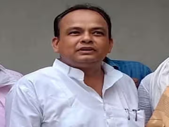 इरफान अंसारी ने भाजपा विधायक पर कसा तंज, कहा-  सिर्फ गाय,भैं स,भेड़ बकरी, चुनरी और टीका पर उठाते हैं सवाल