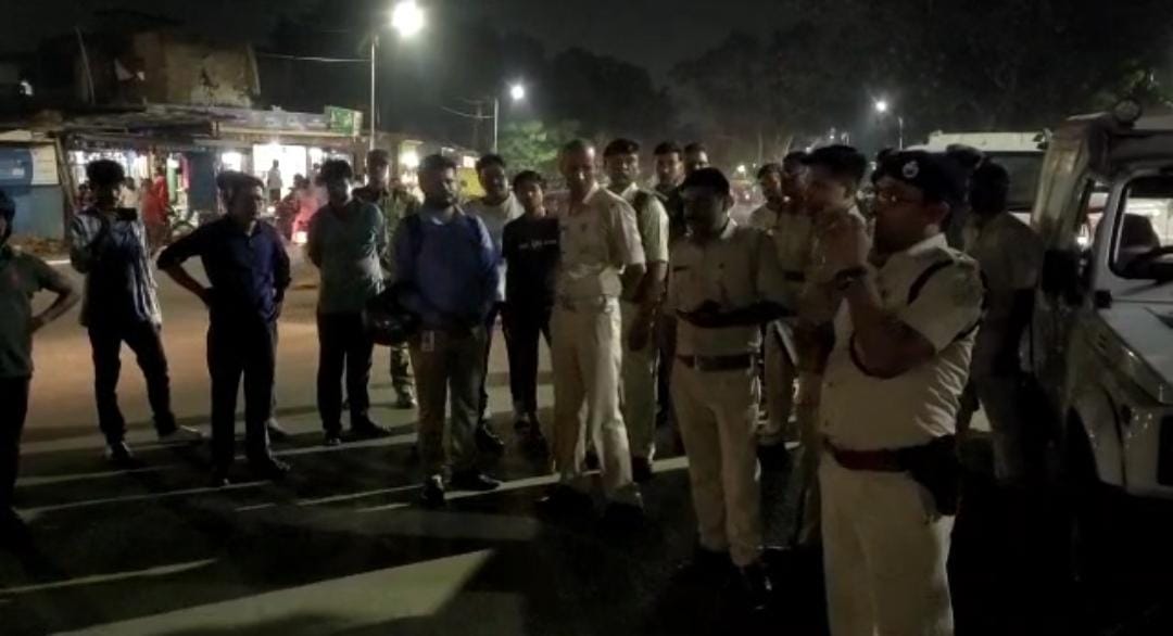 अब नशा कारोबारियों की खैर नहीं ! जानें देर रात प्रशासन ने क्यों चलाया अवैध नशा के खिलाफ अभियान