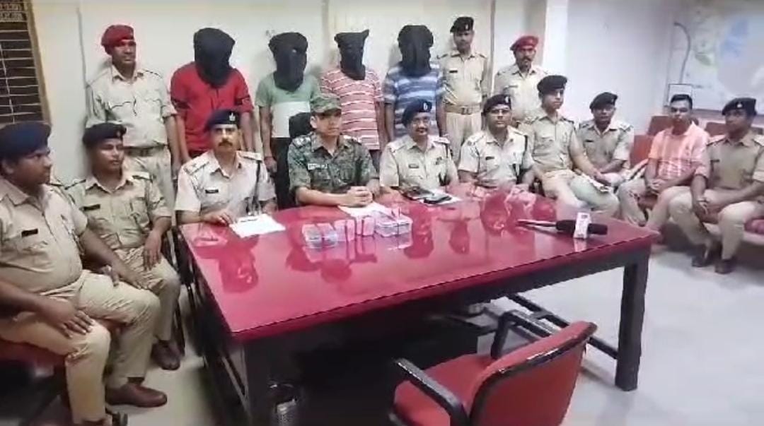 जमशेदपुर पुलिस को मिली बड़ी सफलता, चार चोरों को किया गिरफ्तार, जानें पूरा मामला