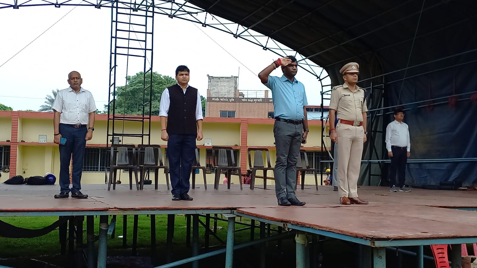 जमशेदपुर: 15 अगस्त की तैयारी का निरीक्षण करने पहुंचे डीसी, परेड के फाइनल रिहर्सल में हुए शामिल