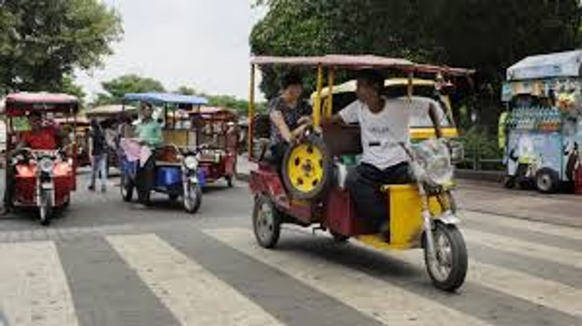 देवघर में तीन पहिया सवारी गाड़ी का किराया हुआ तय, अधिक  पैसे लेने वालों पर होगी कानूनी कार्रवाई 