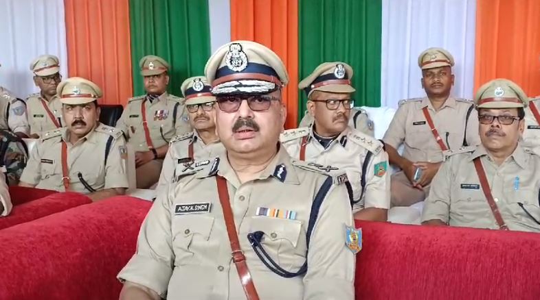 दो जवानों की शहादत पर DGP ने जताया दुख, कहा नक्सलियों के खात्मे तक झारखंड में जारी रहेगा अभियान