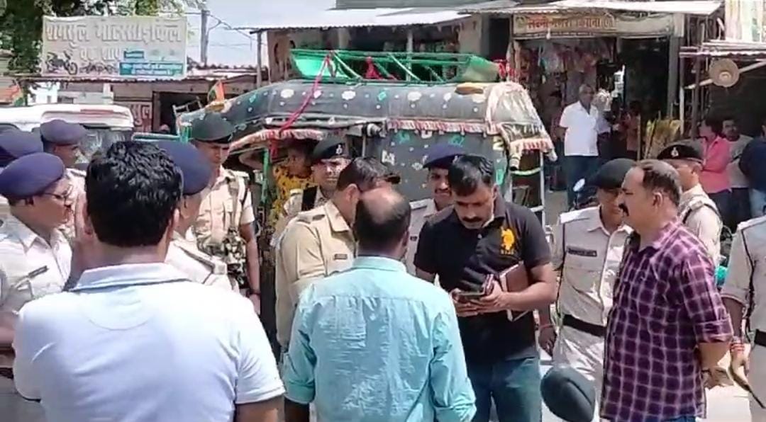 मोतिहारी में दिनदहाड़े ठेकेदार की हत्या, जांच के लिए पहुंची पुलिस