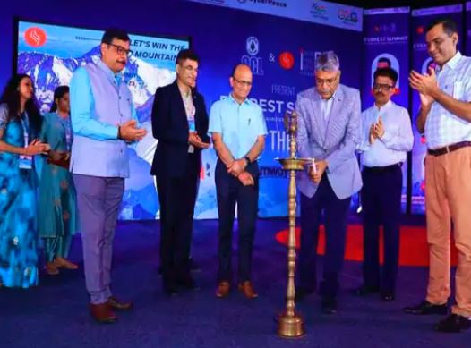 ‘जोश से नहीं खुद पर भरोसे से फतह किया एवरेस्ट’, रांची में जुटे देश के जानेमाने पर्वतारोही, सुनाई अपनी-अपनी कहानियां