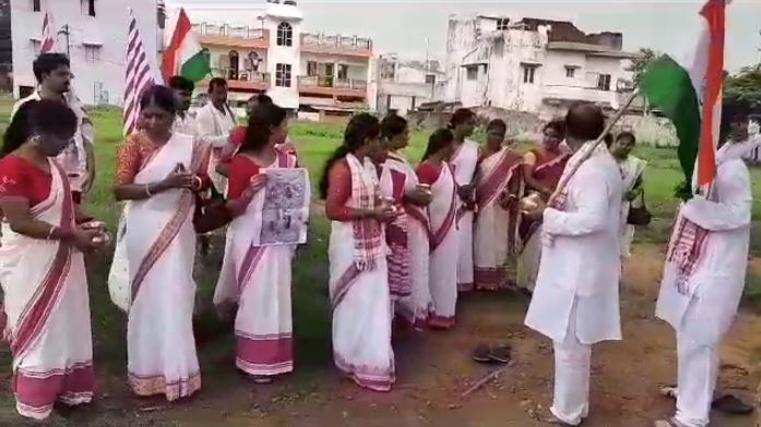 आदिवासी समाज के लोगों ने की चंद्रयान-3 की सफल लैंडिंग को लेकर पूजा, झारखंड के ये लोग इस मिशन में शामिल 