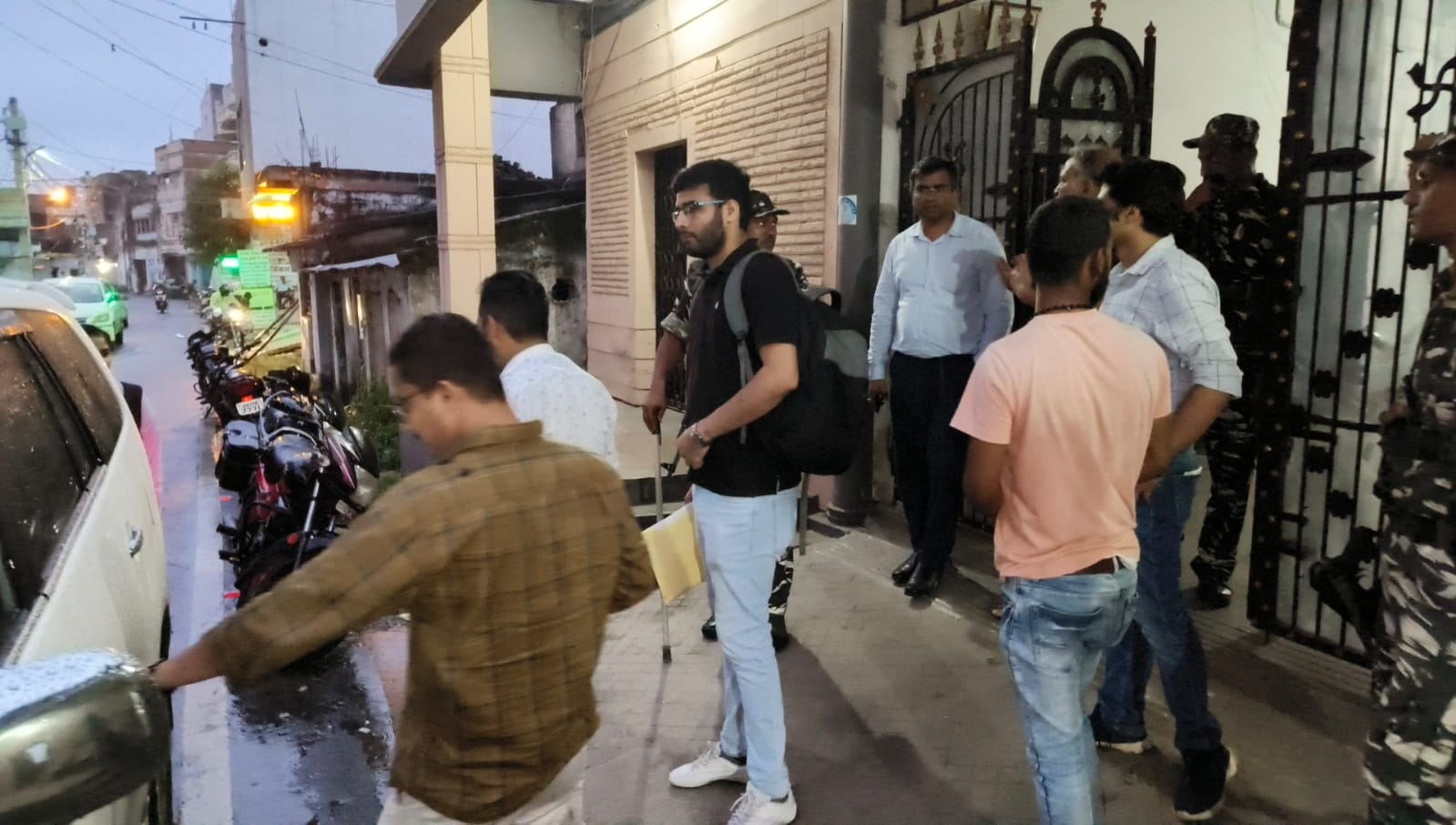 शराब घोटाला मामले में गिरिडीह के पूर्व भाजपा विधायक शाहाबादी के आवास पर ईडी की कार्रवाई समाप्त, कई दस्तावेज जब्त