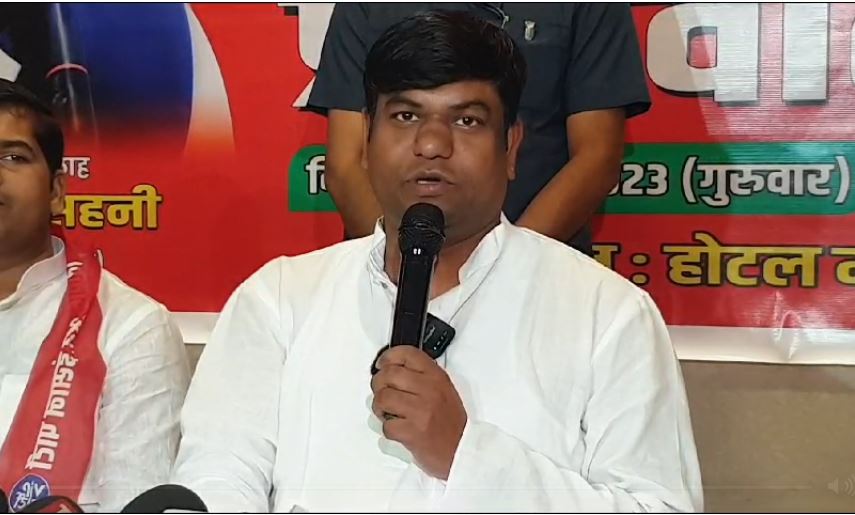 एनडीए को धत्ता बता अब इंडिया गठबंधन का हिस्सा बनेंगे मुकेश सहनी, भाजपा पर लगाया संविधान बदलने की साजिश करने का आरोप