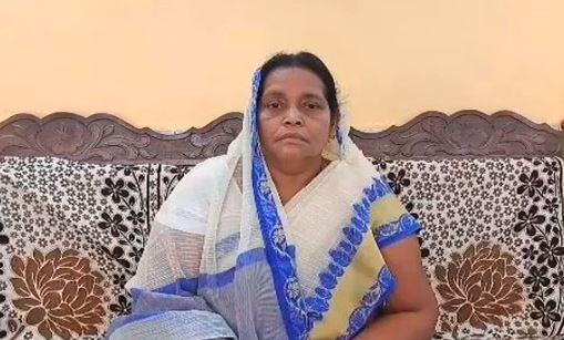 डुमरी उपचुनाव: जीत की दावेदार मानी जा रही JMM की बेबी देवी के बारे में जानिए, आखिर कितनी संपत्ति हैं उनके पास