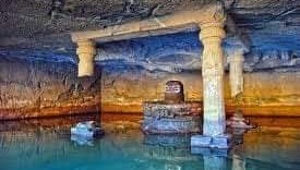 एक पिलर के सहारे टीका हुआ है ये अद्भुत मंदिर, ये भी टूटा तो कलयुग का होगा अंत!