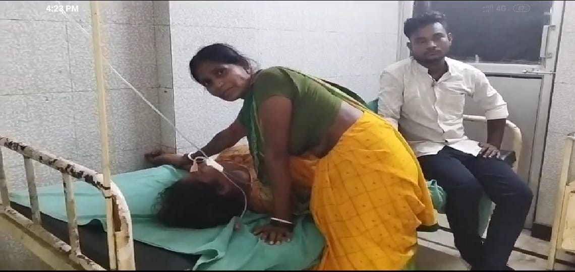 बोकारो : आखिरकार  आंगनबाड़ी सहायिका ने कीटनाशक खाकर जान देने की  कोशिश क्यों की, जानिए पूरा मामला   