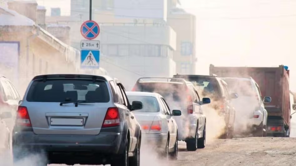 अगर आप भी  घर के बाहर गाड़ी खड़ी  करते हैं  तो रहिये सावधान ,पढ़िए गैंग का कमाल 