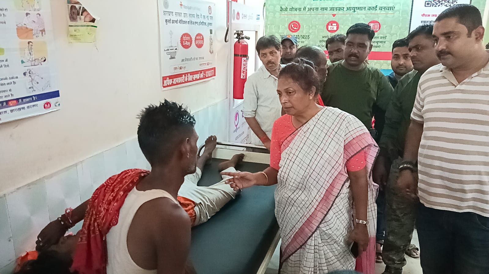 दुमका: जीप और बाइक की टक्कर में एक की मौत, 9 घायल, तारापीठ से पूजा कर लौटने के क्रम में हादसा