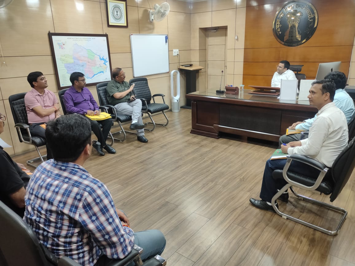 डीसी ने दिया निर्देश -सीसीटीवी कैमरों को कराये ठीक, शहर सुन्दर दिखे, इसका रखा जाये ख्याल 