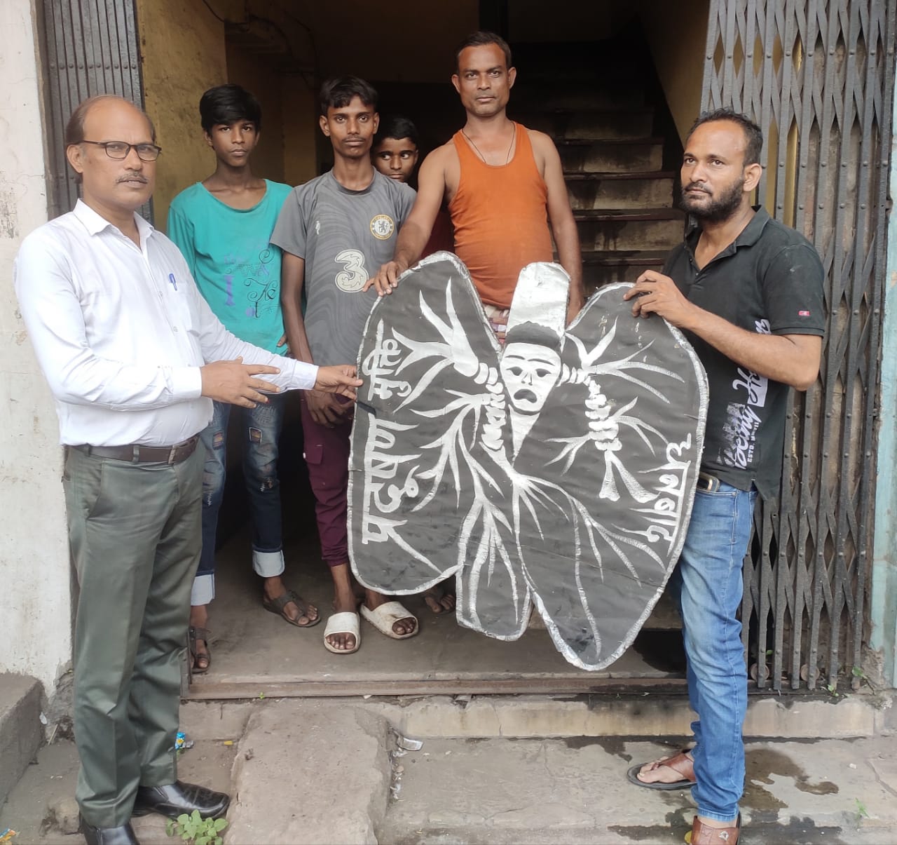 झरिया में प्रदूषण : अभी तो अपनी आयु से दस साल काम जी रहे ,आगे क्या होगा ?