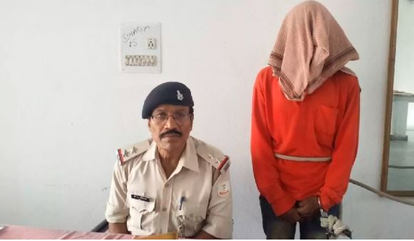 नशे में जानवर बना पति, पत्नी को पीट-पीटकर मार डाला, कुएं में लाश को लटकाकर की हैवानियत