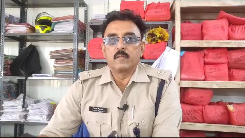 मीठी-मीठी बातों के शब्द जाल में फंसी नाबालिग, जानिए पुलिस की सतर्कता से कैसे बची जान