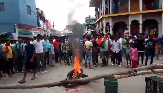 समस्तीपुर में दिनदहाड़े उप मुख्य पार्षद के पति की गोली मारकर हत्या, मुख्य मार्ग को लोगों ने किया जाम