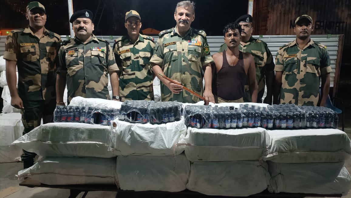 बीएसएफ ने भारी मात्रा में  प्रतिबंधित कफ सिरप किया जब्त, चालक गिरफ्तार, जानें चालक ने क्या किया खुलासा