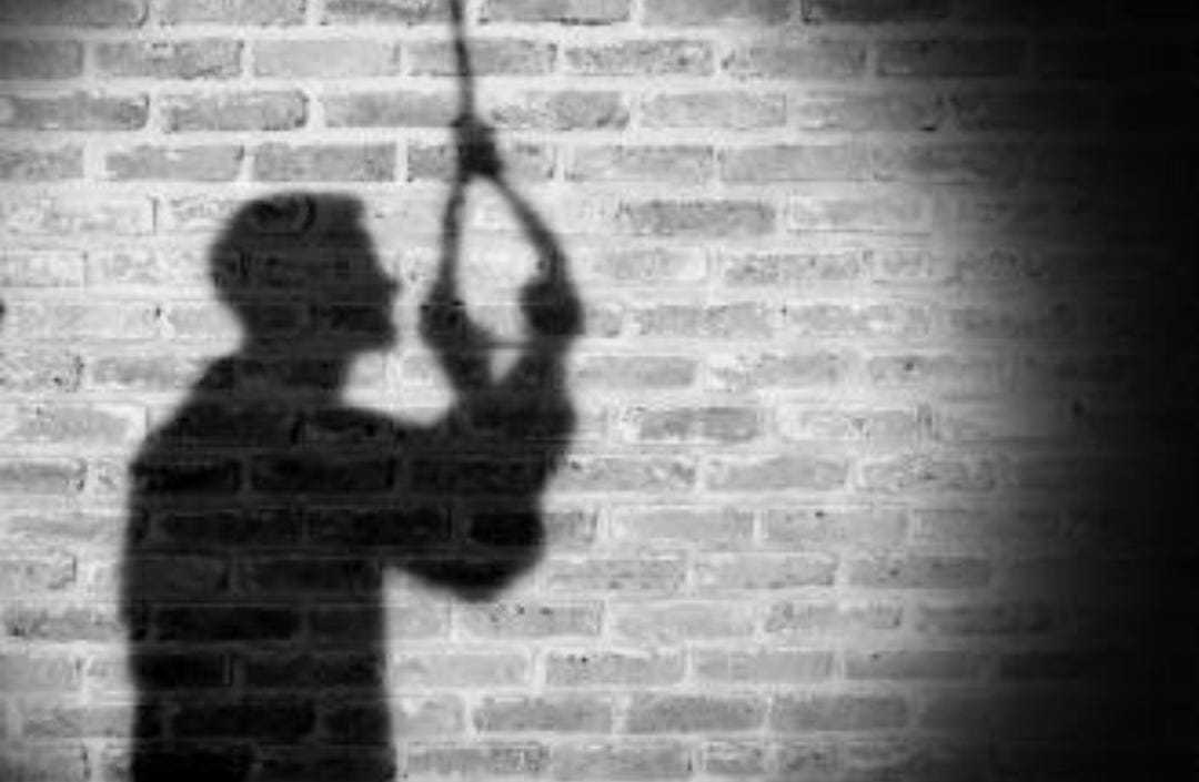 रोजाना 7 लाख लोग करते हैं आत्महत्या! जानें किस वजह से महिलाओं के मुकाबले पुरुषों की संख्या है तीन गुना ज्यादा