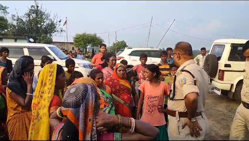 धनबाद: अवैध खनन में फिर CISF और ग्रामीणों में झड़प,दो गंभीर