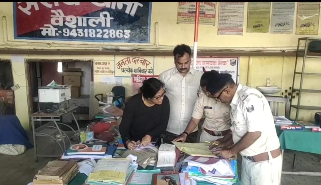 क्या होगा ऐसे राज्य का जिसके सिपाही ही चोर हो!  शराबबंदी वाले बिहार में थाने से हो रही है शराब की तस्करी, पढ़ें पूरी खबर