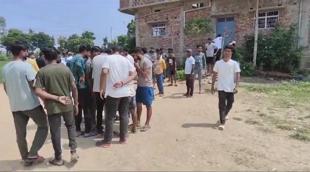 शेखपुरा: इंजीनियरिंग कॉलेज की छात्रा ने किराए के मकान में लगाई फांसी,पढ़ें आत्महत्या की वजह  