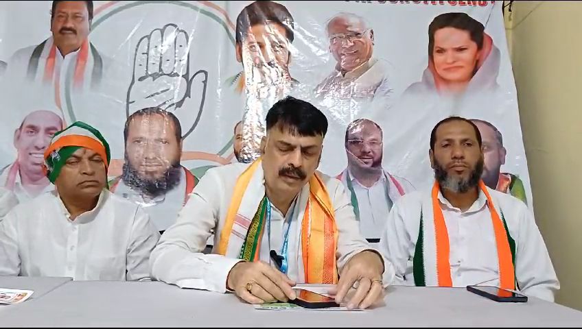 तेलंगाना विधानसभा चुनाव में जुटी कांग्रेस, ओवैसी के गढ़ में मोहब्बत की दुकान खोलने की तैयारी