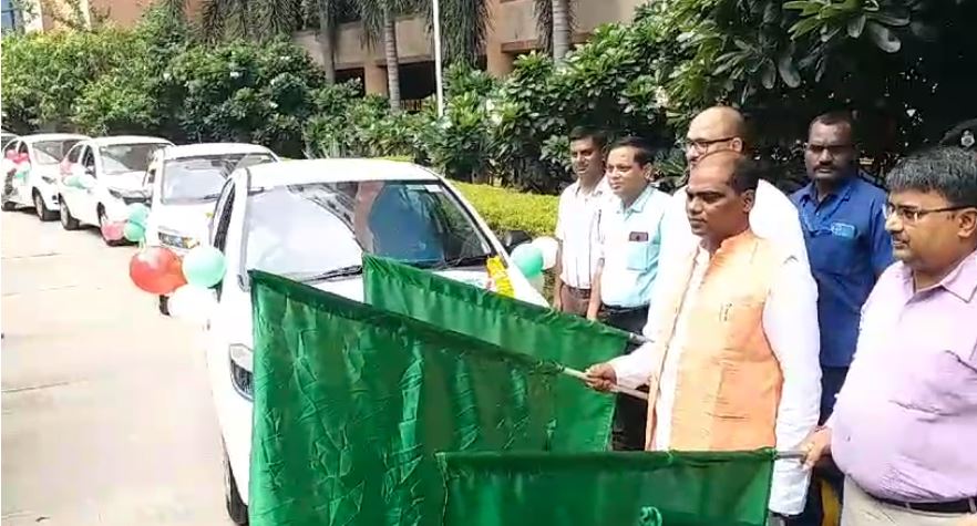 बिहार में औद्योगिक संस्थान के छात्र इलेक्ट्रिक कार के मरम्मती का लेंगे प्रशिक्षण, 25 उद्योग संस्थान को मुहैया करवाया गया इलेक्ट्रिक कार