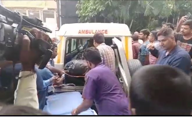 चाईबासा ब्लास्ट : एयरलिफ्ट हुए घायल जवान, ग्रीन कॉरीडोर बना पहुंचाया गया मेडिका अस्पताल