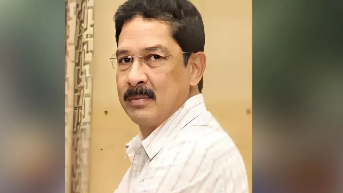 झारखंड में अब साला बहनोई की लूट! लाख के लिए ‘फाइल’ तो करोड़ के लिए ‘फोल्डर’, आईएस राजीव अरुण एक्का पर कसता ईडी का शिंकजा