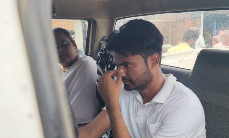 गिरिडीह में स्कूल संचालक पर नाबालिग से दुष्कर्म का आरोप, धर्मांतरण का भी बना रहा था दबाव,आरोपी गिरफ्तार