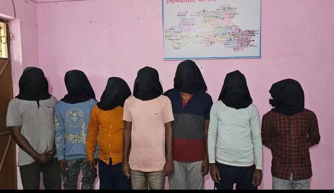 पुलिस ने किया खुलासा: धनबाद के तोपचांची का गैंग ही GT रोड पर राजस्थान के ड्राइवर को मारी थी गोली, सात हुए अरेस्ट 