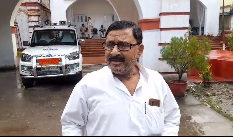 मुजफ्फरपुर: RJD नेता को नक्सलियों की धमकी- जान बचाना है तो किस्तों में 10 लाख रुपये दें....