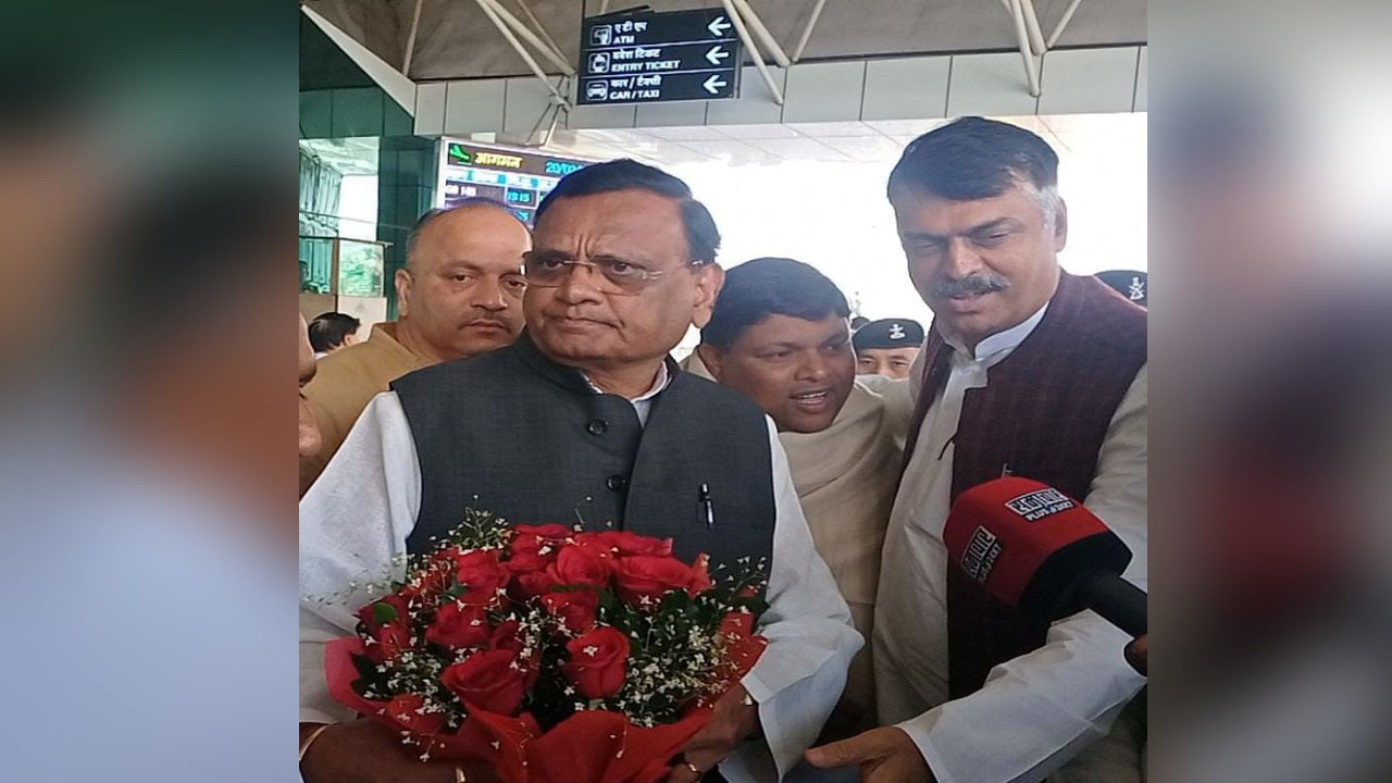 Instant reaction या hidden agenda -कांग्रेस के प्रदेश प्रभारी चुप तो राजेश ठाकुर का जानकारी से इंकार