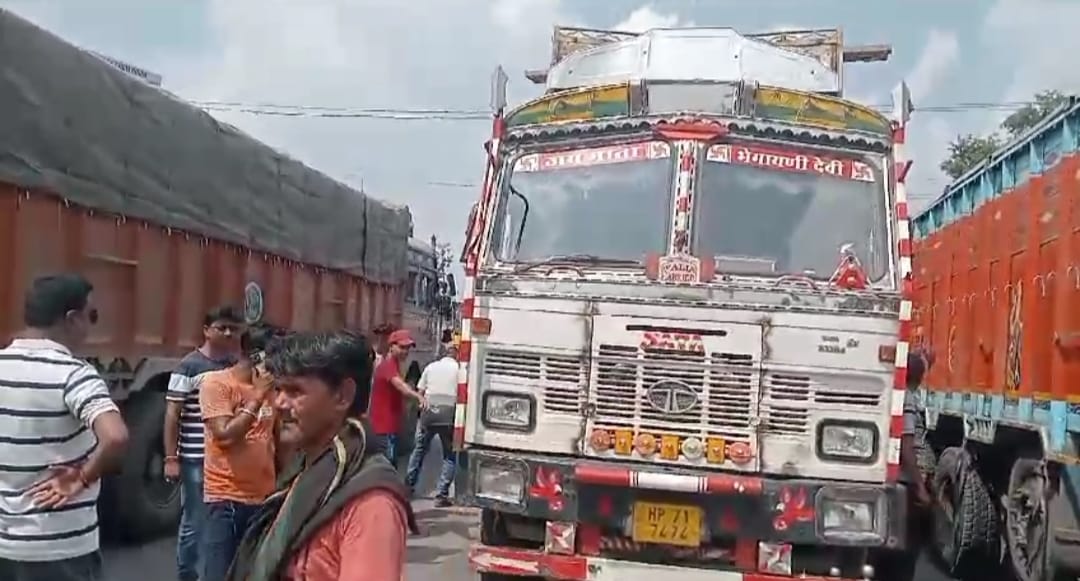 कितनों को कफन "ओढ़ने" को मजबूर करेगी धनबाद की सड़कें ?