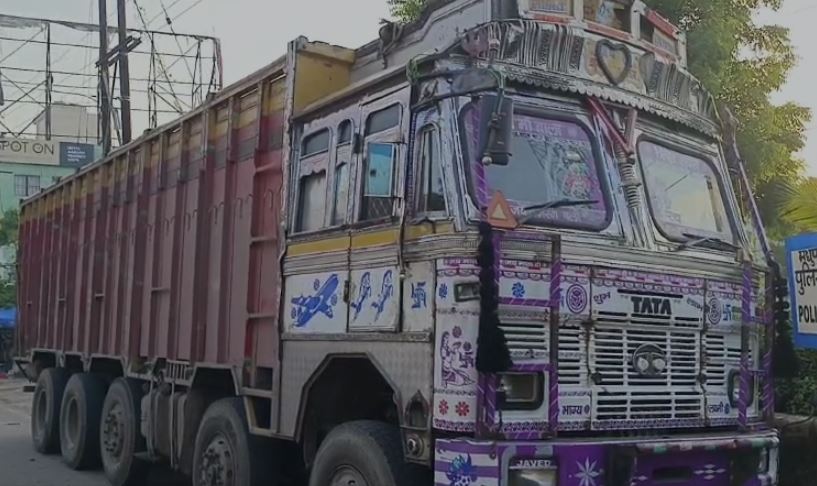 देवघर में अवैध गिट्टी का कारोबार जोरों पर, चेकिंग अभियान के दौरान एक ट्रक जब्त, माफियाओं में हड़कंप 