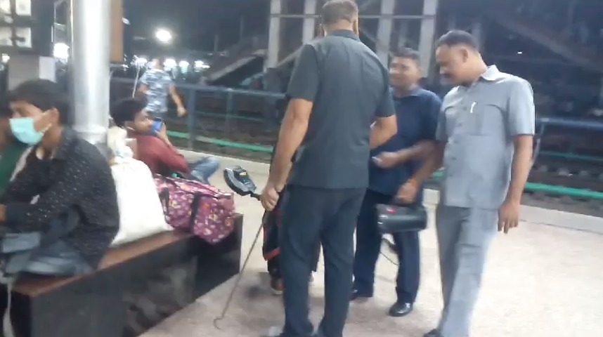 BREAKING : पटना जंक्शन को मिली बम से उड़ाने की धमकी, जांच में जुटी रेलवे पुलिस