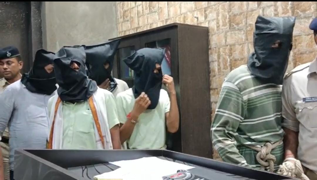 पटना: ड्रग विभाग की बड़ी कार्रवाई, लाखों की नशीली दवा समेत 7 तस्कर गिरफ़्तार